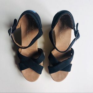 Toms Wedge Sandals